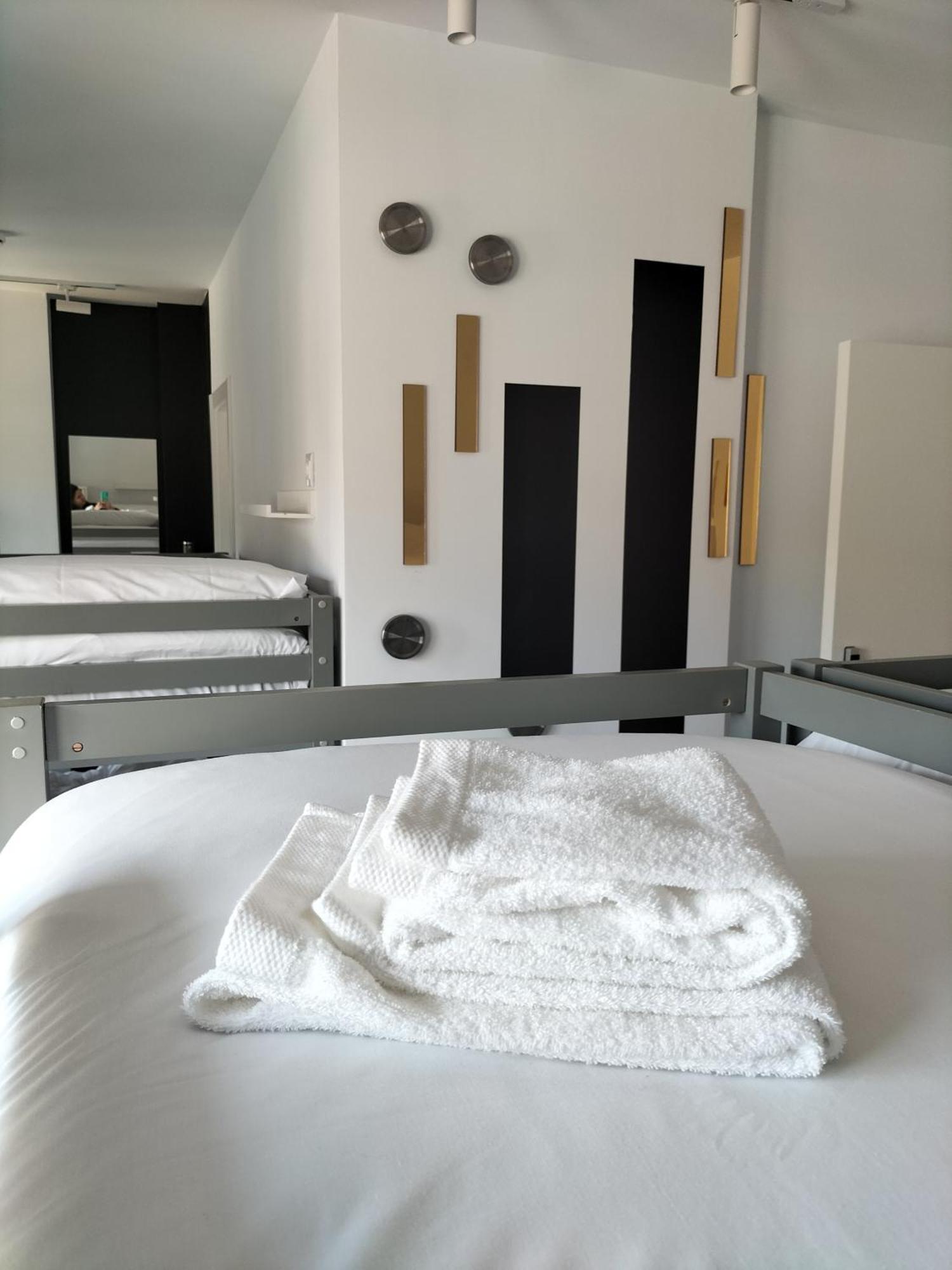Hostel Alicante A-Cero Living Buitenkant foto